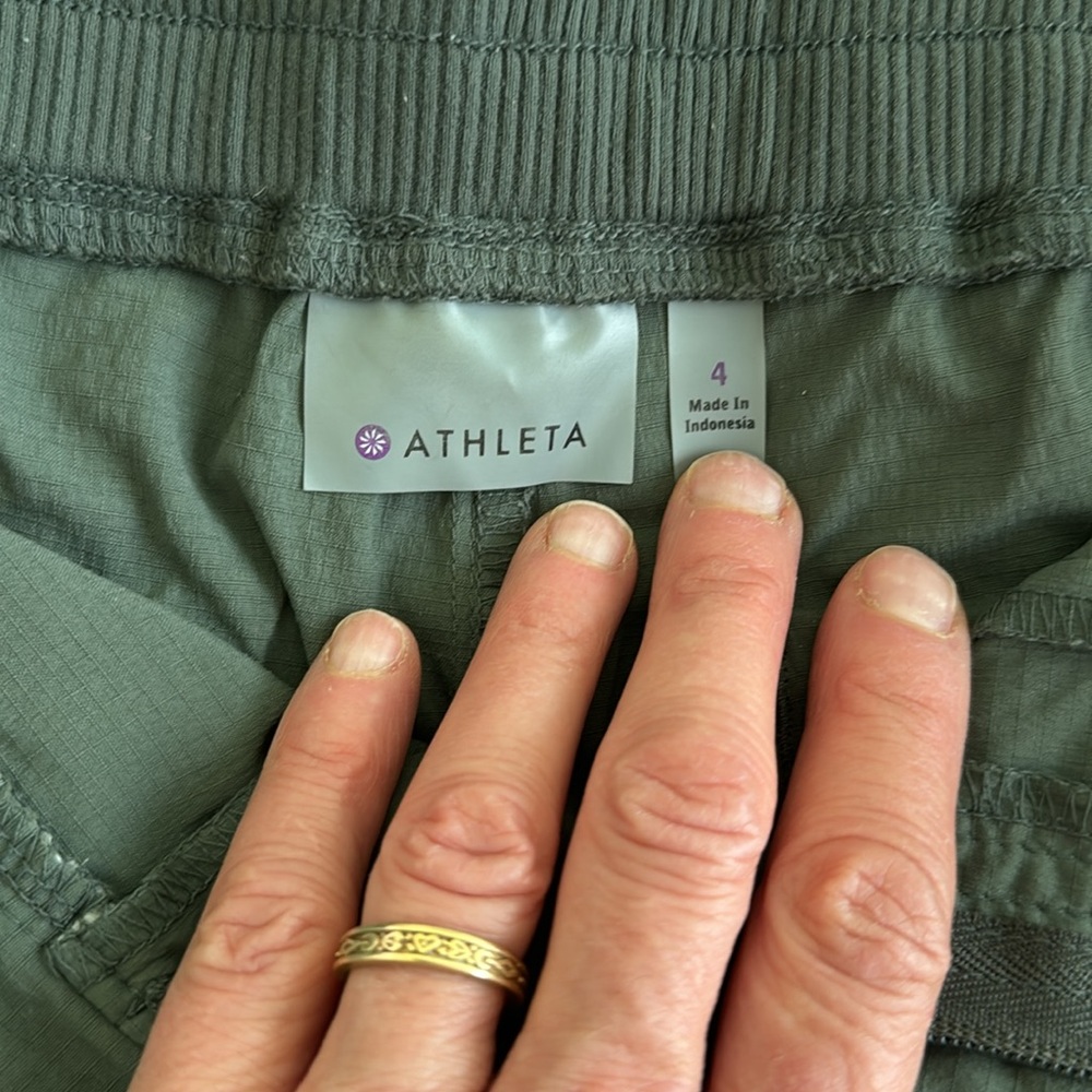 Athleta short 4 - Picture 3 of 7